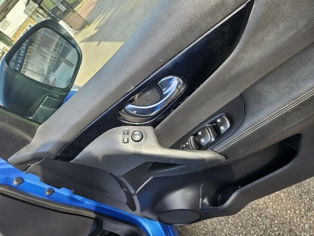 2019-nissan-qashqai-15dci-acenta-premium-17in-alloys-dct-big-32