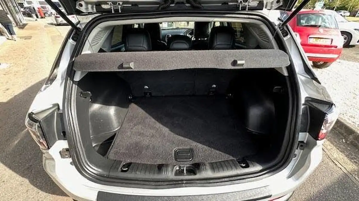 2018-jeep-compass-14-multiair-ii-longitude-big-25