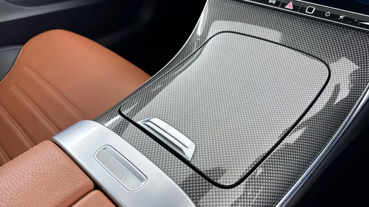 2022-mercedes-benz-c-class-big-15