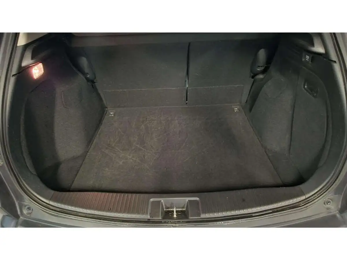 2016-honda-hr-v-15-i-vtec-se-navi-big-13