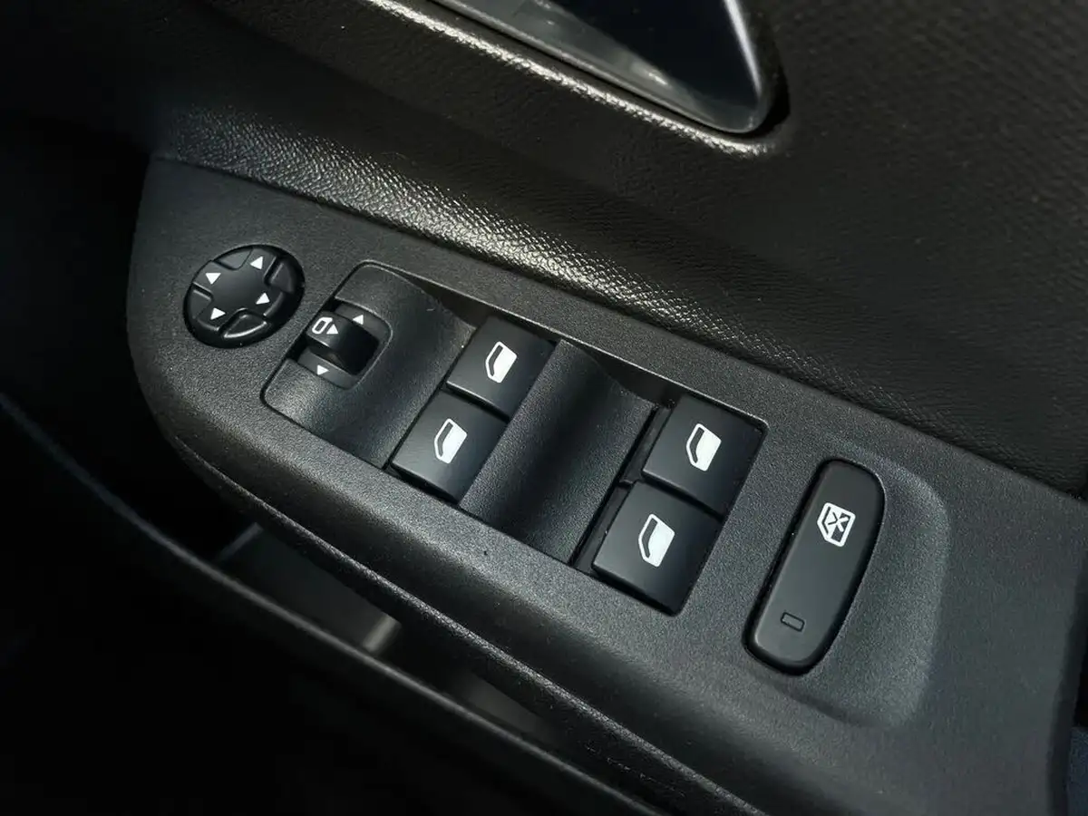 2022-vauxhall-corsa-12i-elite-edition-big-26