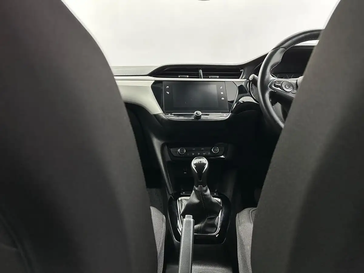 2020-vauxhall-corsa-12i-se-nav-big-17