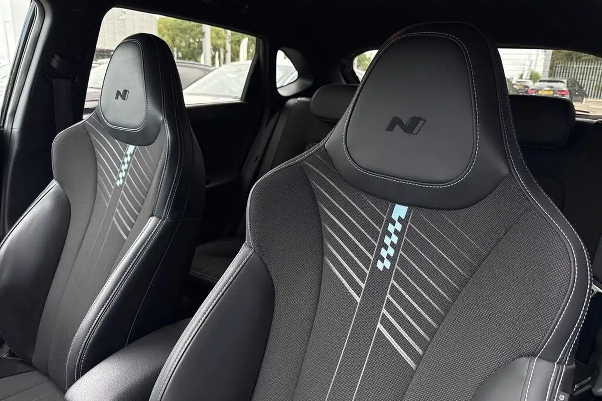 2022-hyundai-i20-n-16-t-gdi-big-28