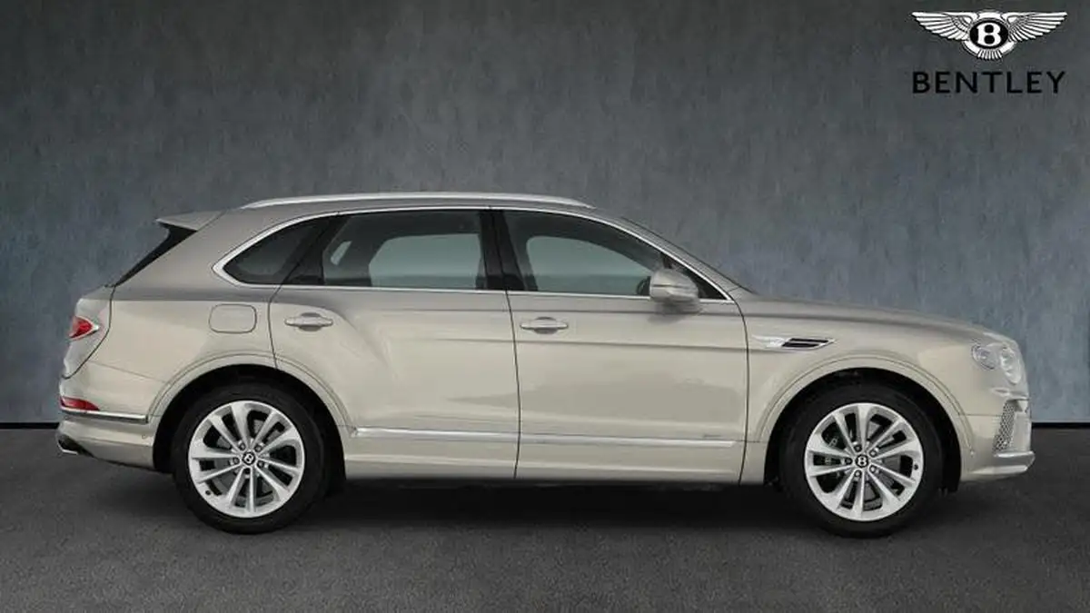 2020-bentley-bentayga-30-hybrid-big-2