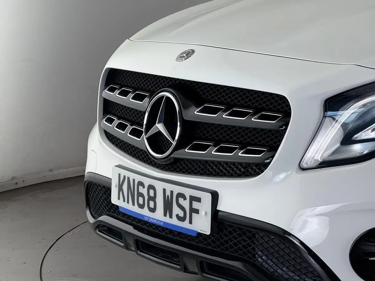 2018-mercedes-benz-gla-class-16-gla-180-urban-edition-big-45