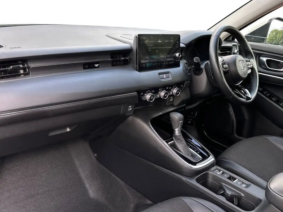 2022-honda-hr-v-15-i-mmd-advance-big-7