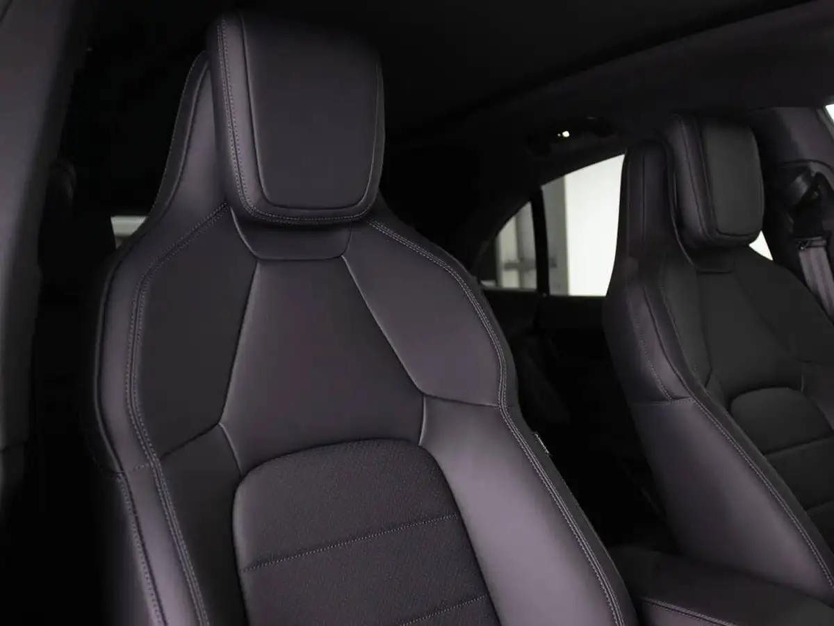 2025-porsche-macan-e-electric-big-7