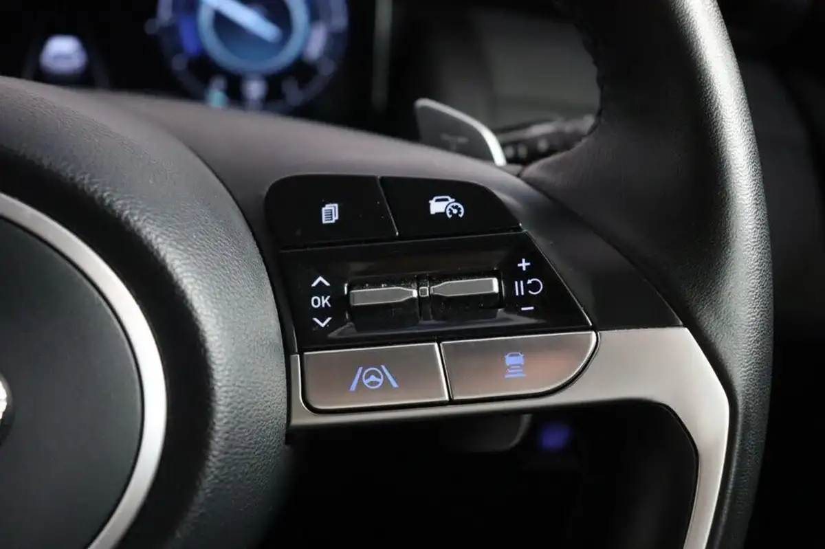 2022-hyundai-tucson-16-t-gdi-premium-230ps-hybrid-auto-big-31