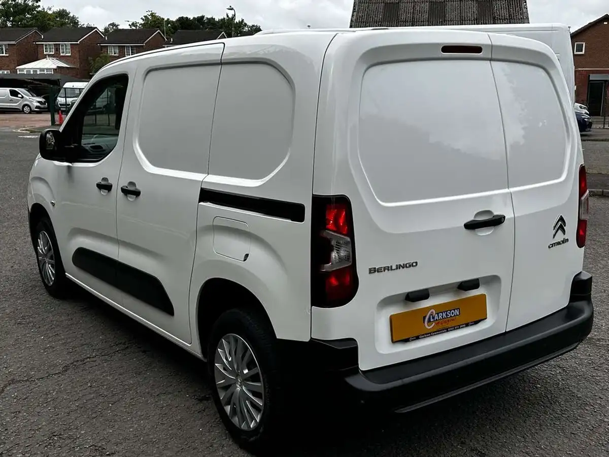 2023-citroen-berlingo-15-bluehdi-1000-enterprise-edition-100pseu6d-big-3