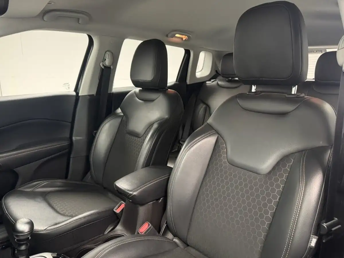 2018-jeep-compass-14-multiair-ii-longitude-big-14