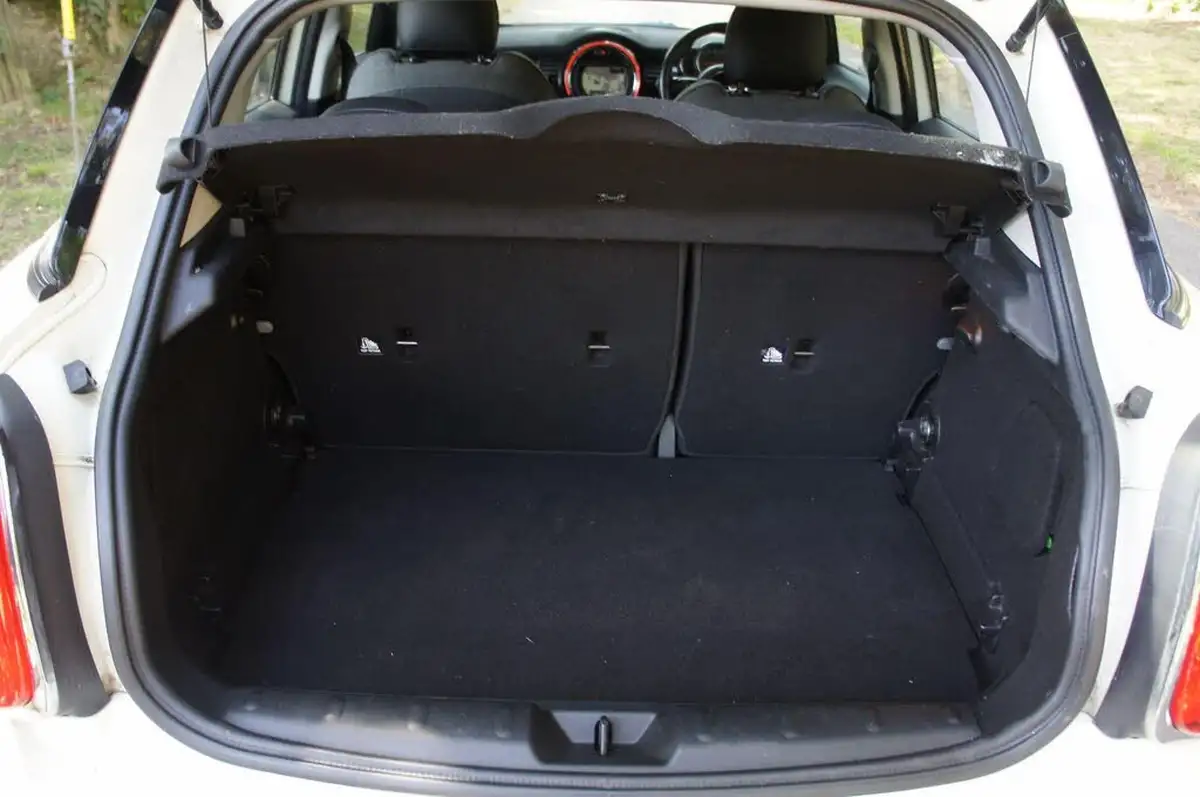 2015-mini-cooper-20td-cooper-sd-170bhp-ss-hatchback-5d-big-16
