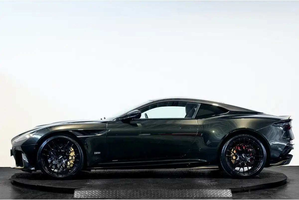 2023-aston-martin-dbs-big-6