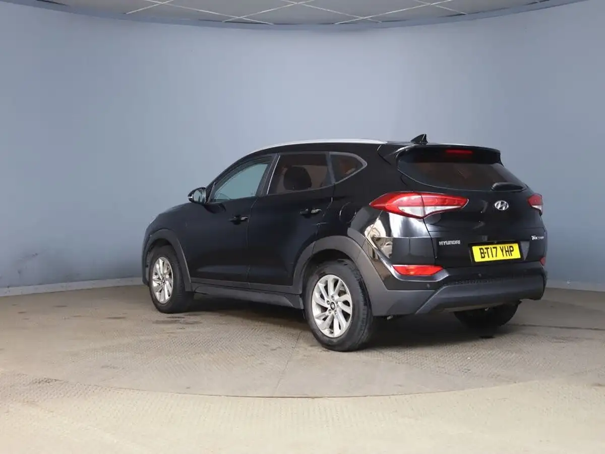 2017-hyundai-tucson-17crdi-blue-drive-se-nav-116ps-big-1
