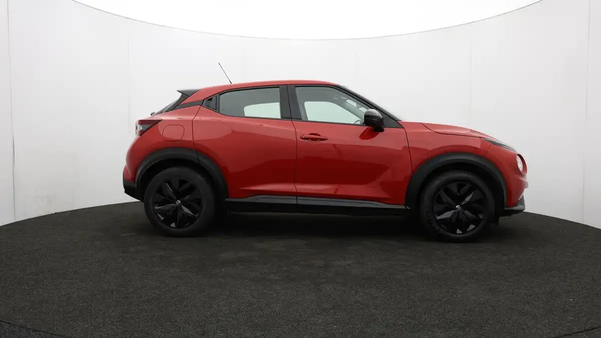 2022-nissan-juke-10-dig-t-acenta-big-40