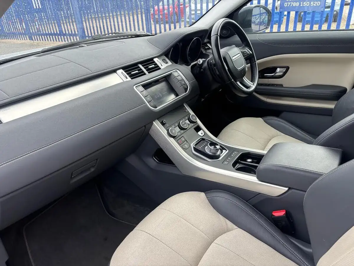 2015-land-rover-range-rover-evoque-20td4-se-tech-ss-hatchback-5d-auto-big-21