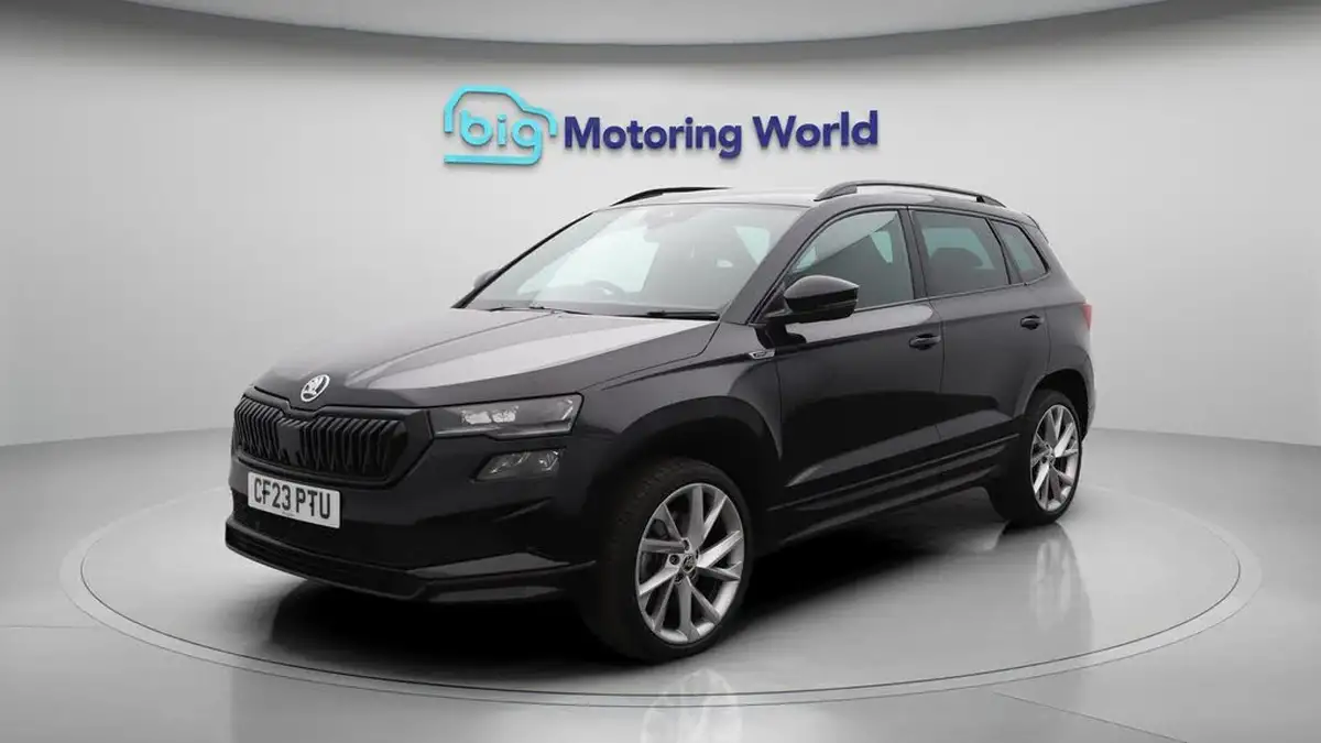 2023-skoda-karoq-15-tsi-sportline-big-3