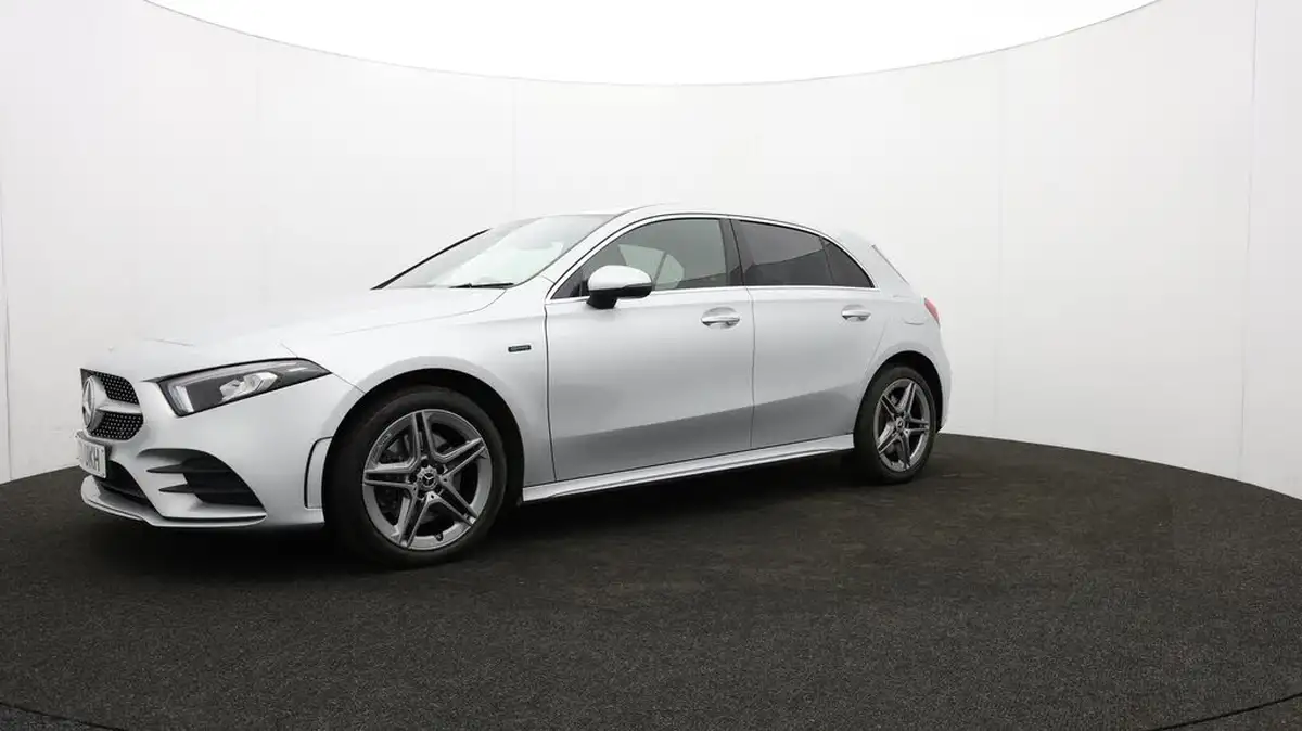 2021-mercedes-benz-a-class-13-a250e-amg-line-hatchback-5d-big-65