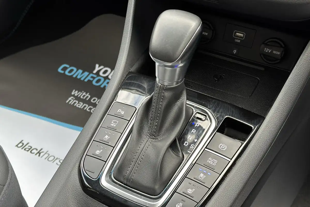 2020-hyundai-ioniq-16-gdi-premium-se-hybrid-big-11