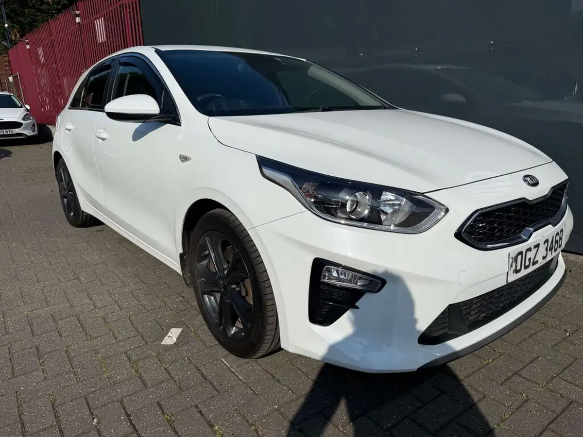 2019-kia-ceed-10-t-gdi-2-eco-hatchback-big-2