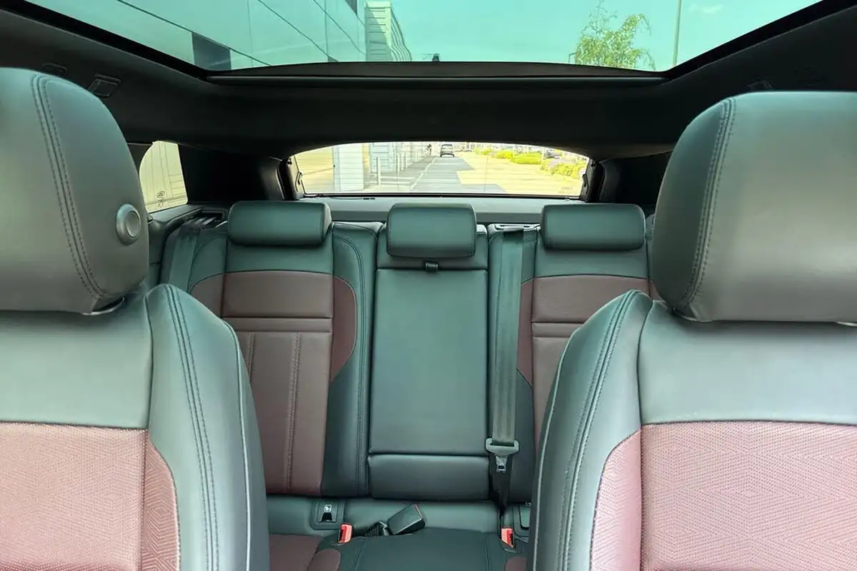 2024-land-rover-range-rover-evoque-20-d200-dynamic-hse-big-39