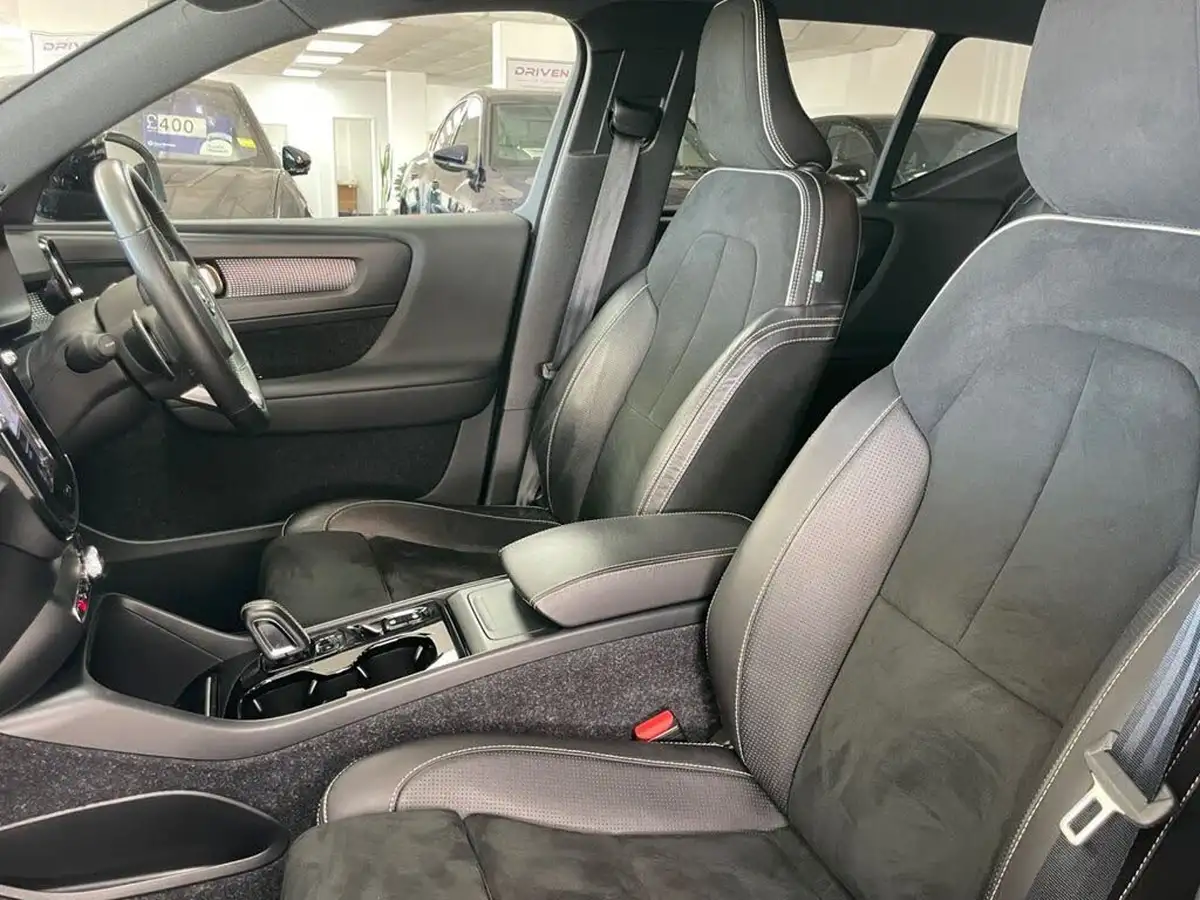 2019-volvo-xc40-20td-d3-r-design-awd-geartronic-big-30