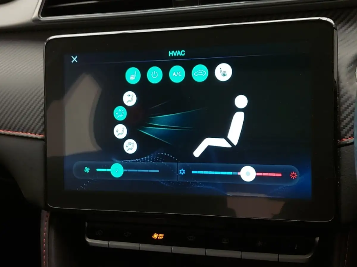 2024-suzuki-swift-12-motion-cvt-big-15