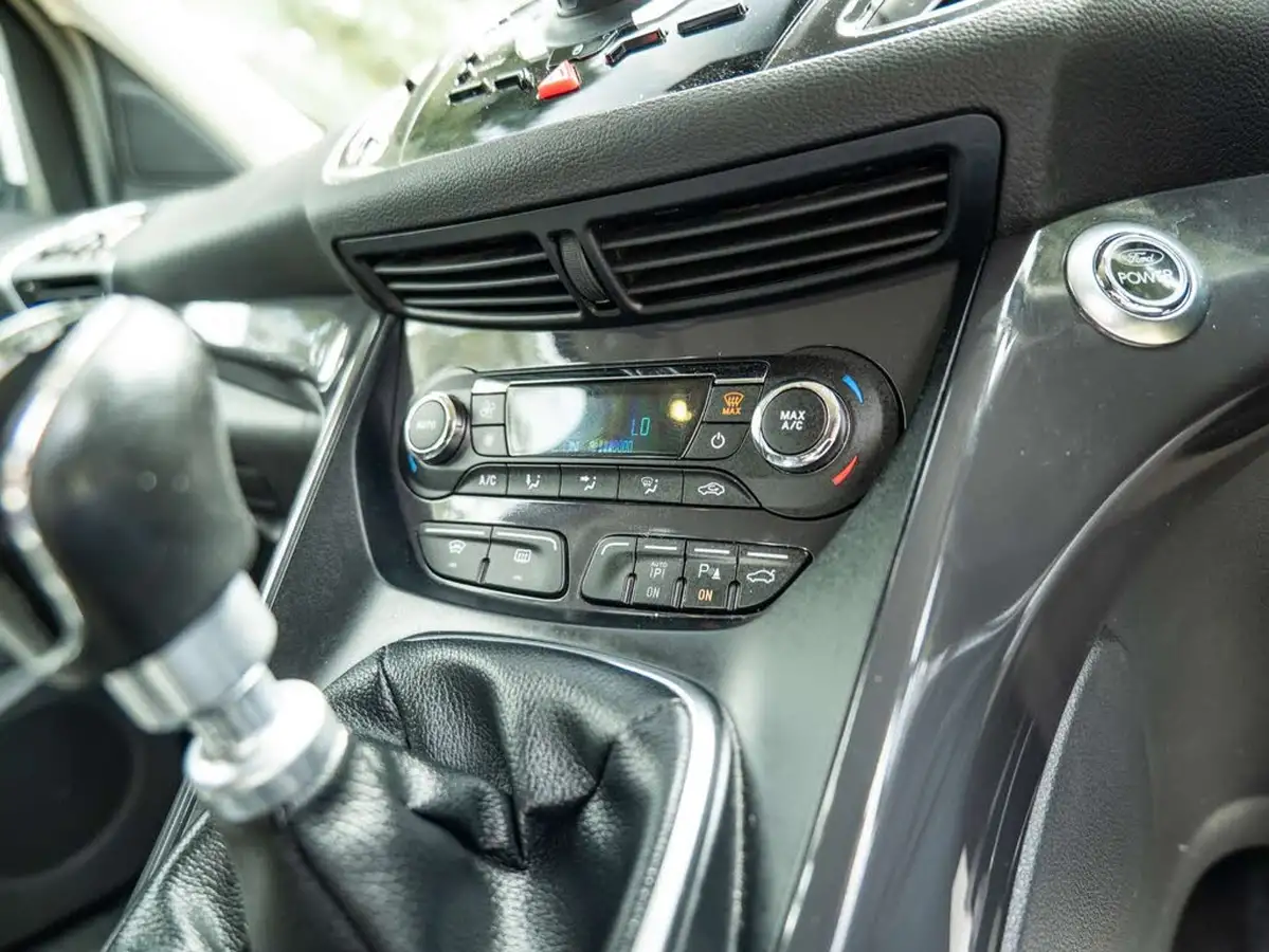 2014-ford-kuga-20tdci-titanium-x-163ps-awd-big-31