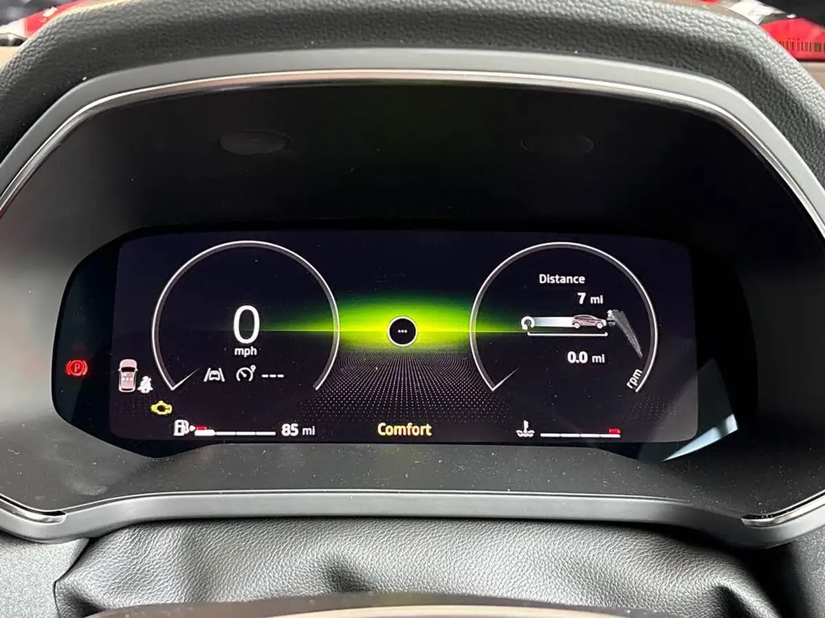 2025-renault-captur-10-tce-techno-big-23