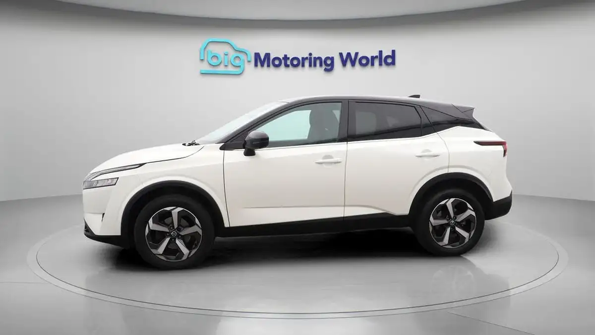 2022-nissan-qashqai-13-dig-t-n-connecta-160ps-auto-big-4
