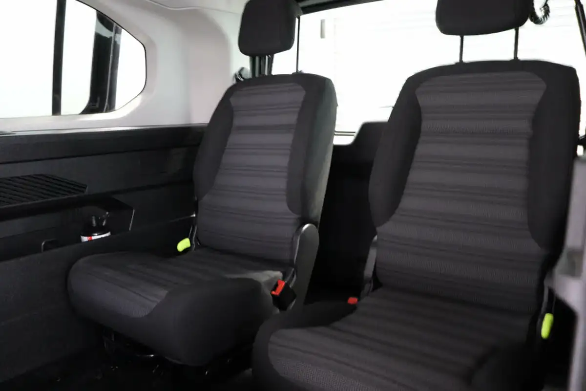 2021-vauxhall-combo-life-12i-se-xl-big-37
