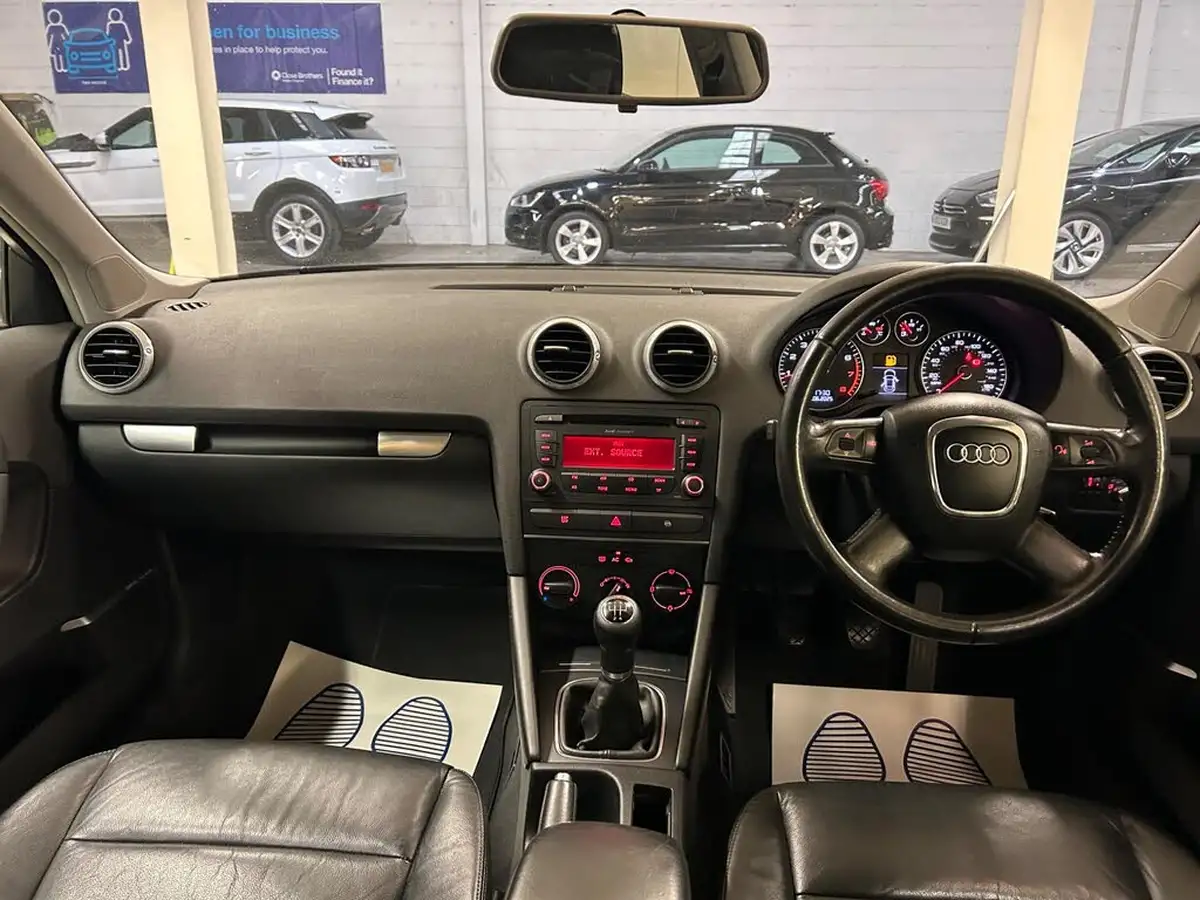 2009-audi-a3-16-se-sportback-5d-big-21