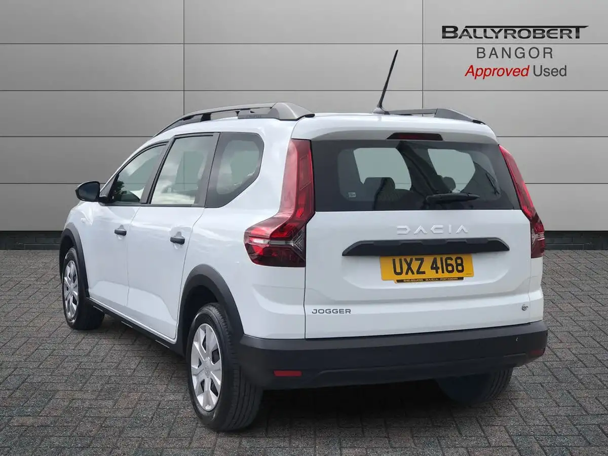 2025-dacia-jogger-10-tce-essential-big-1