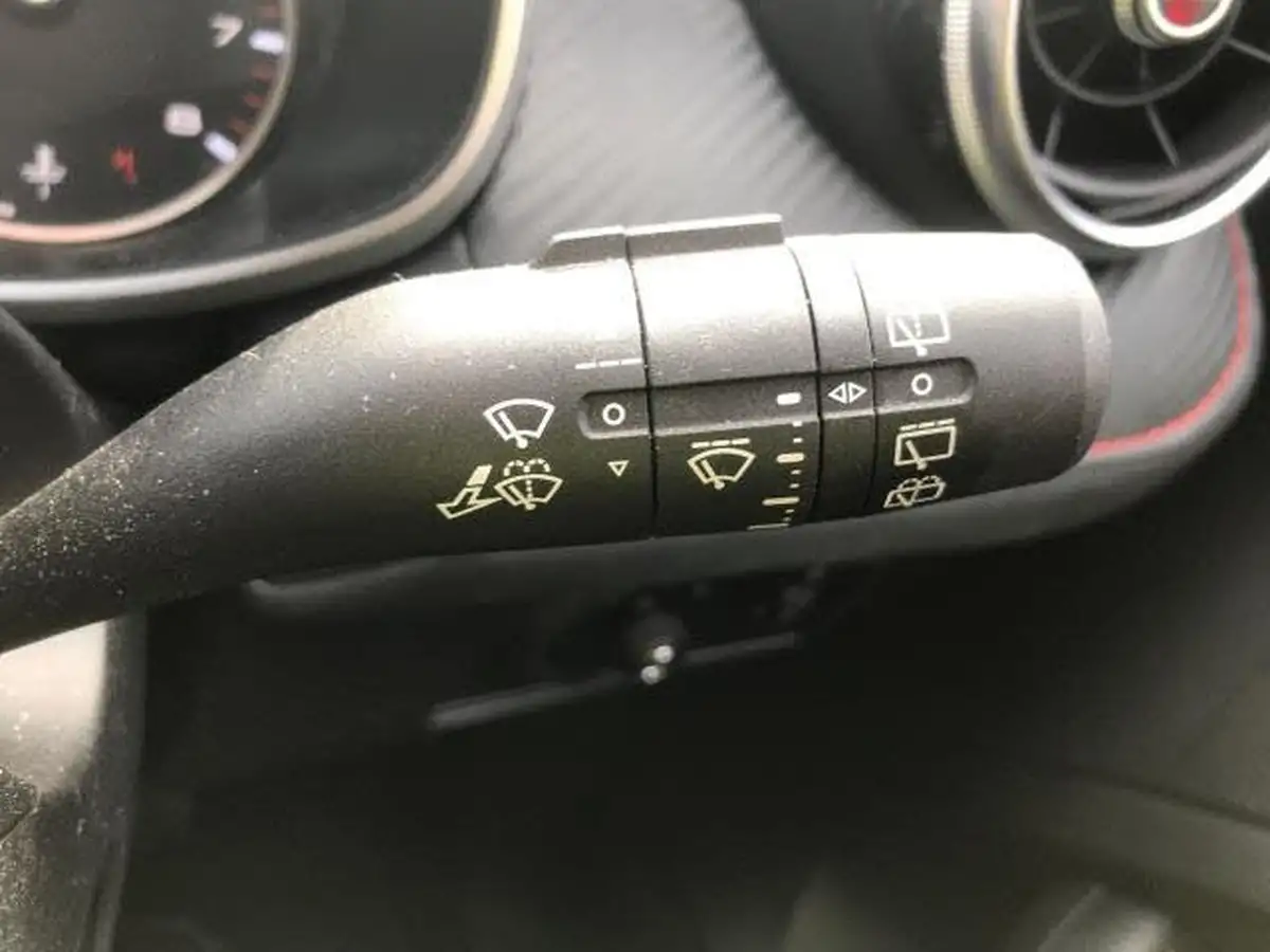 2023-mg-zs-suv-15-vti-tech-excite-big-36
