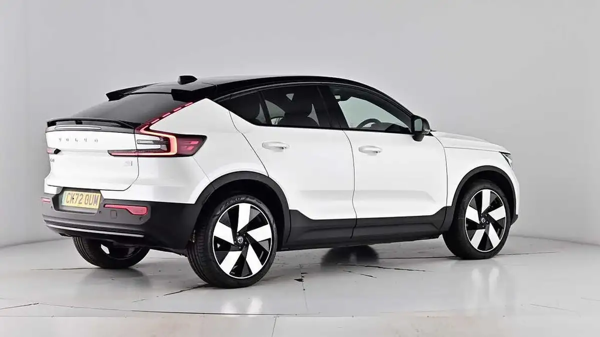 2022-volvo-c40-e-twin-recharge-pro-big-76