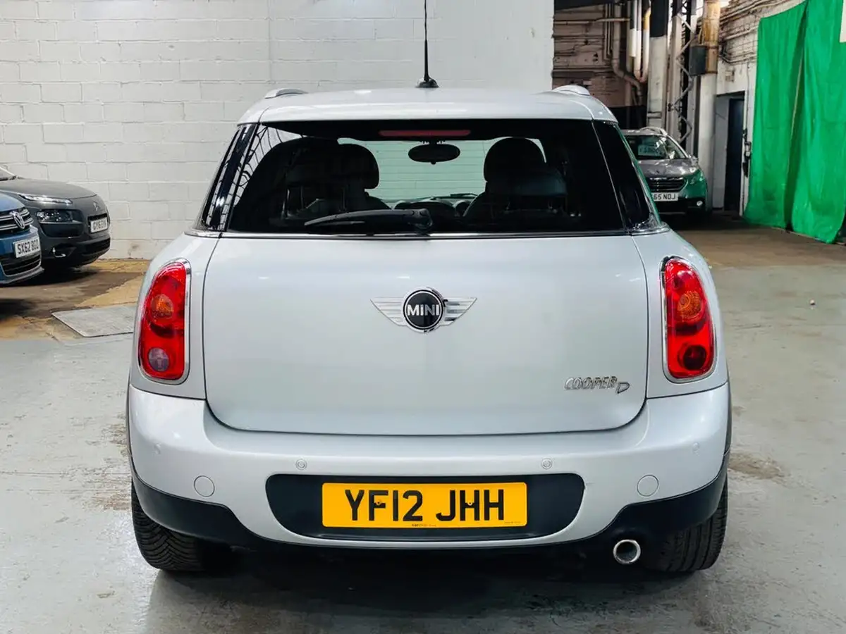 2012-mini-countryman-20td-cooper-d-112bhp-auto-big-6