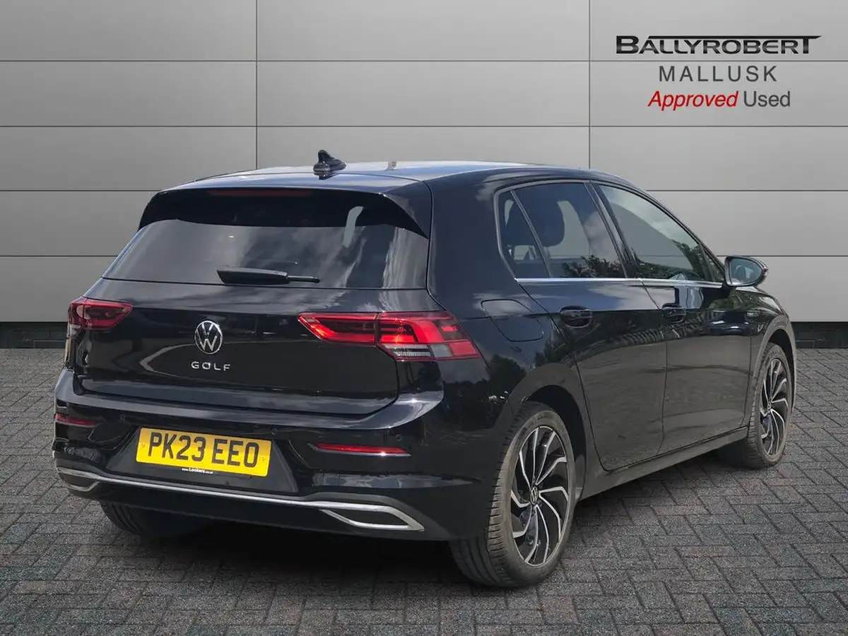 2023-volkswagen-golf-15-tsi-style-edition-150ps-big-14