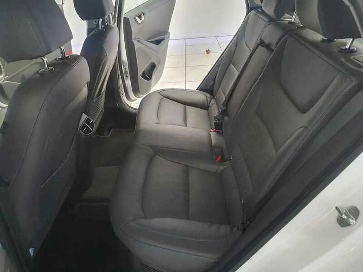 2019-hyundai-ioniq-16-gdi-premium-se-hybrid-big-20