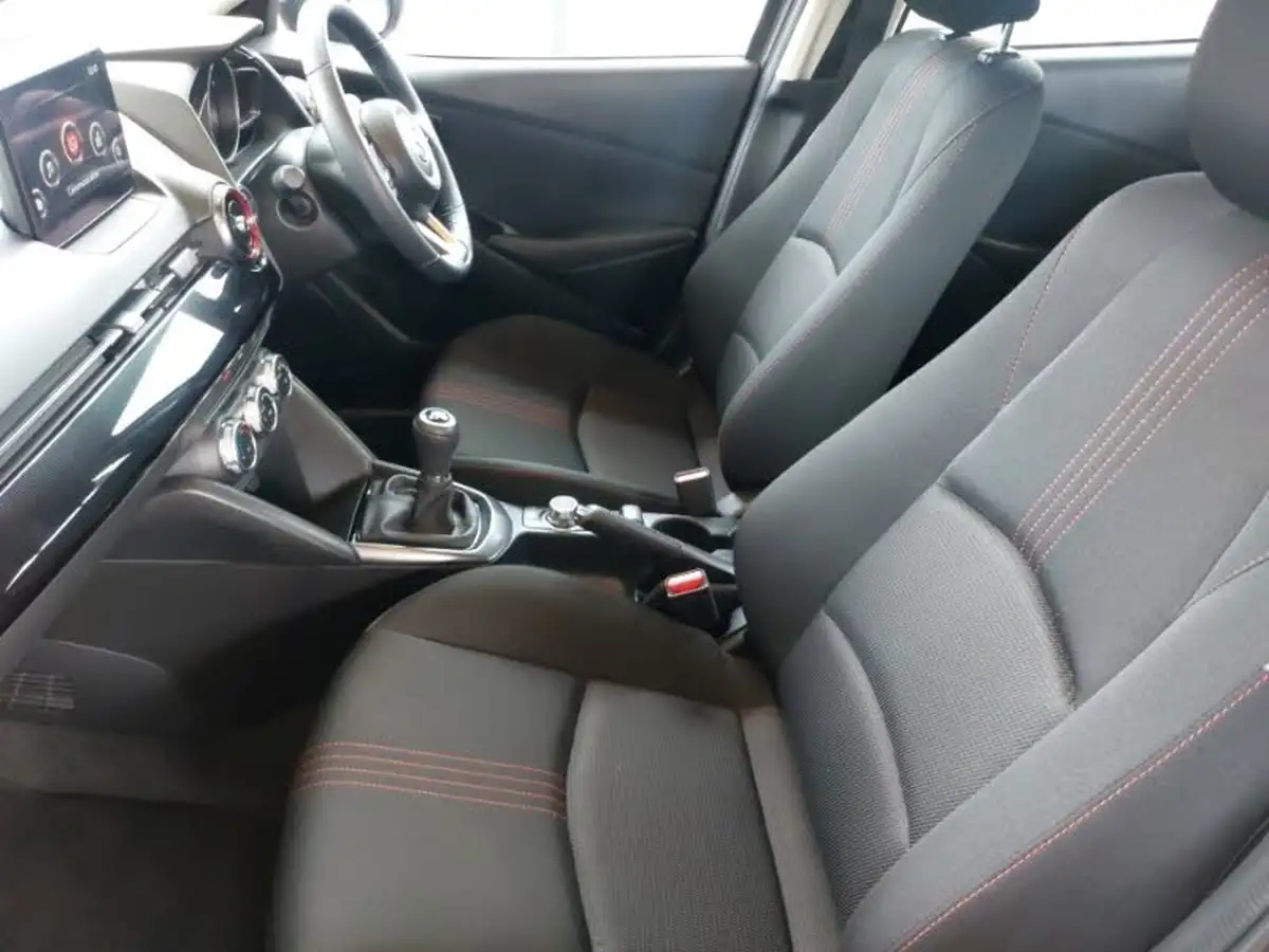 2024-mazda-mazda2-15-e-skyactiv-g-homura-big-4