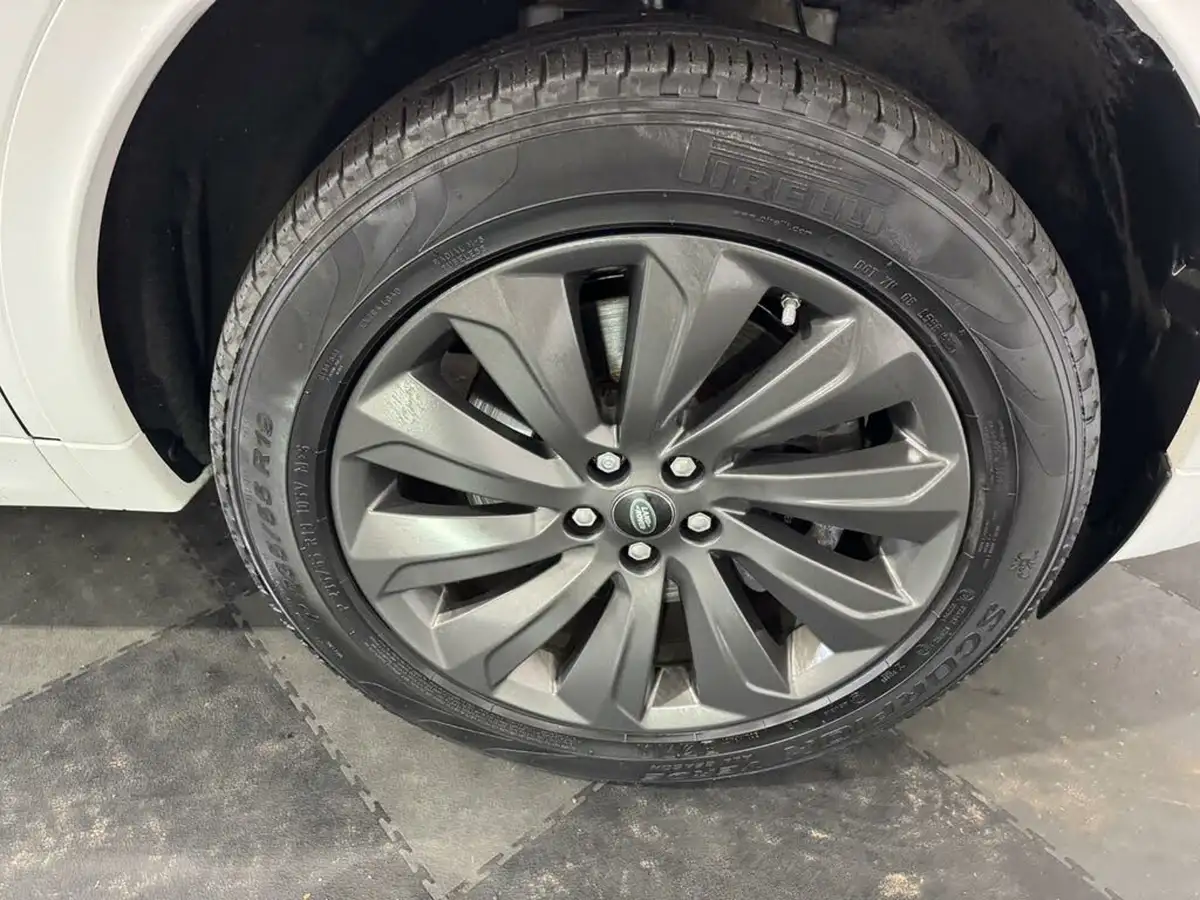 2020-land-rover-discovery-sport-20-d180-r-dynamic-se-big-12