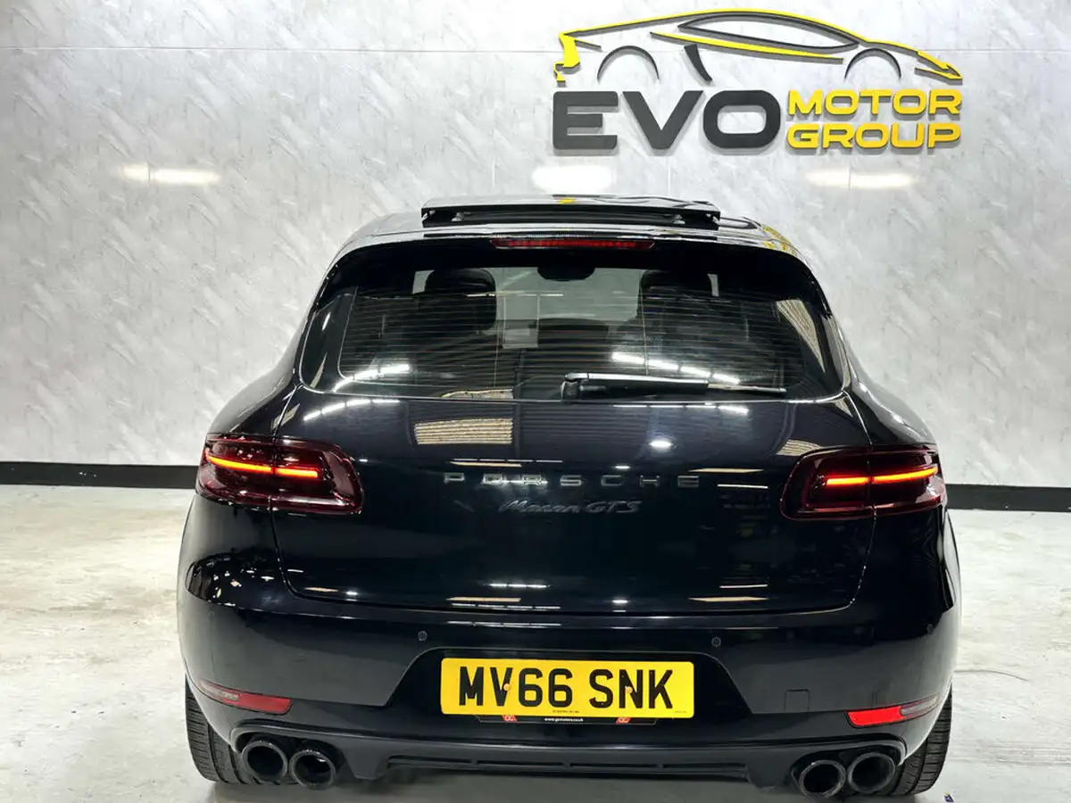 2016-porsche-macan-30-gts-big-61