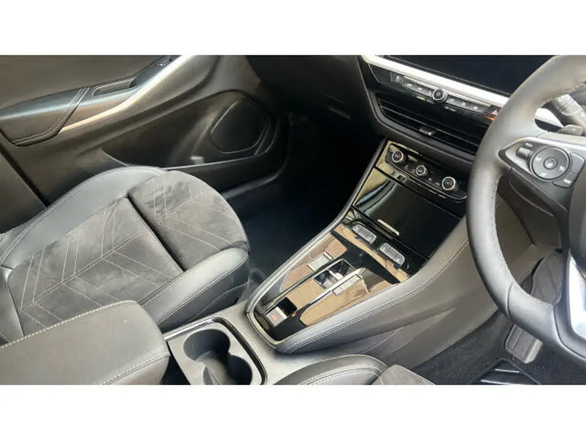 2024-vauxhall-grandland-12-ultimate-130ps-auto-big-13