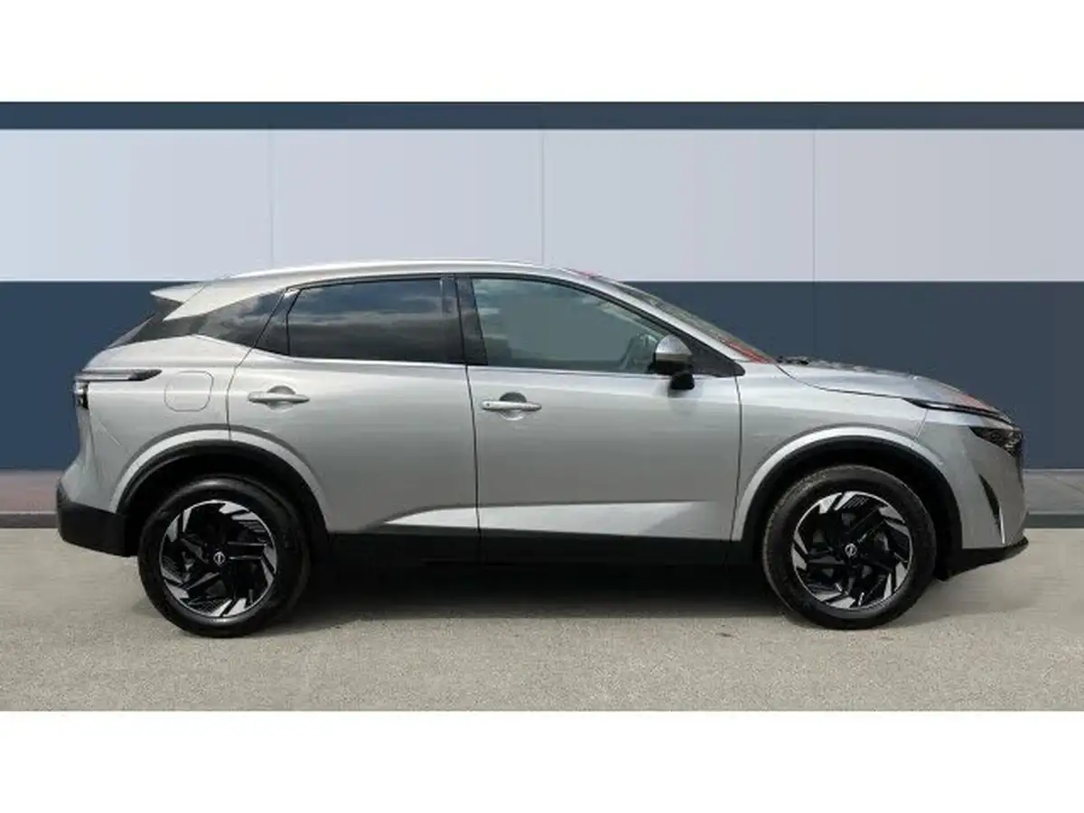 2024-nissan-qashqai-13-dig-t-n-connecta-140ps-mild-hybrid-big-4