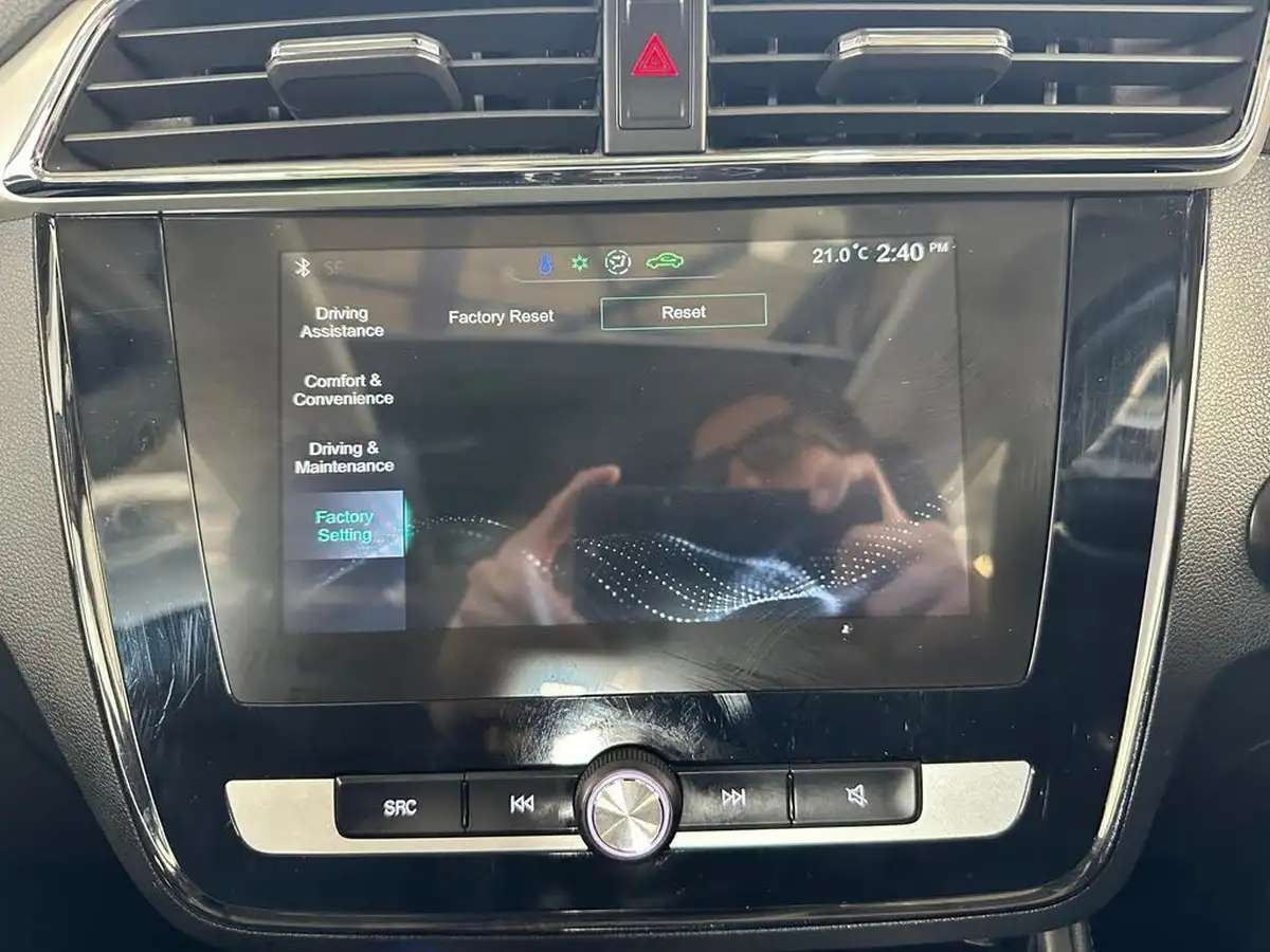 2021-mg-zs-suv-e-exclusive-ev-big-53