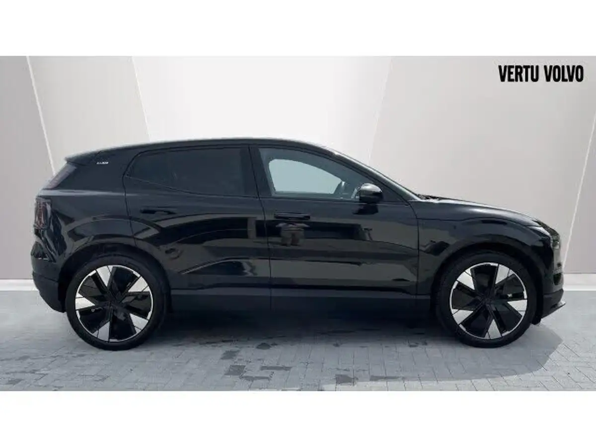 2024-volvo-ex30-e-twin-ultra-big-7