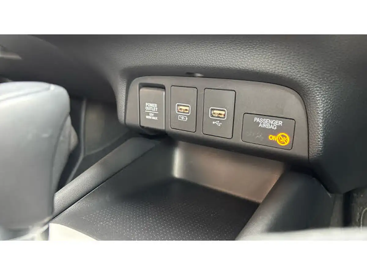 2020-honda-jazz-15-i-mmd-ex-big-34