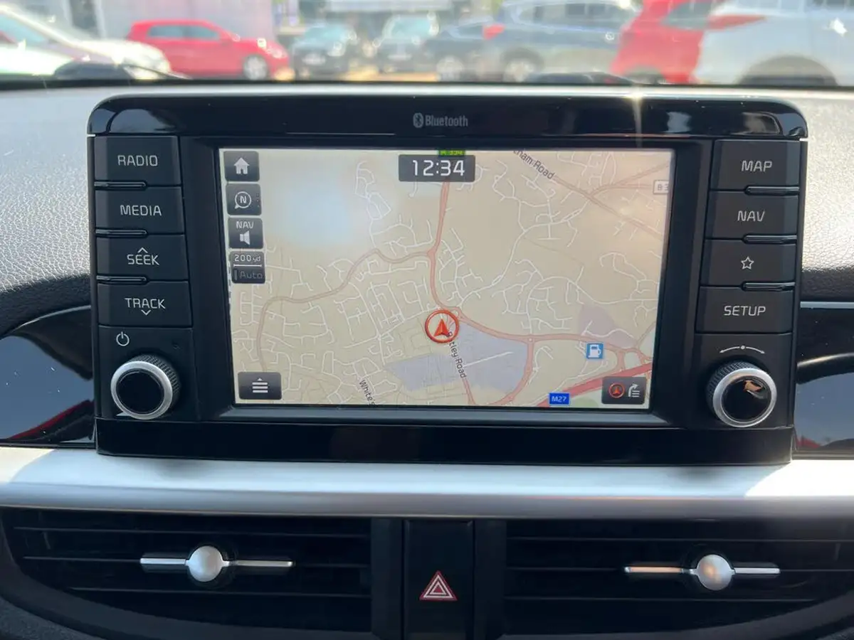 2017-kia-picanto-125-3-big-21