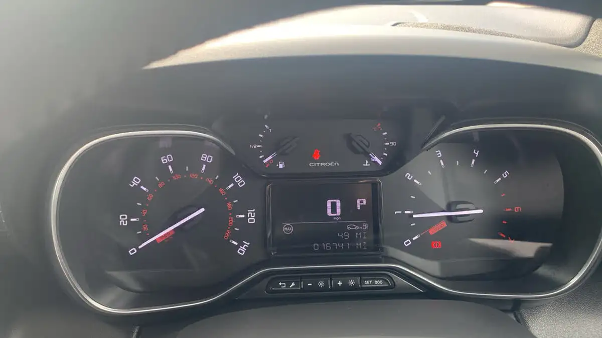 2023-citroen-c3-aircross-12-puretech-shine-plus-130ps-eat6-big-12
