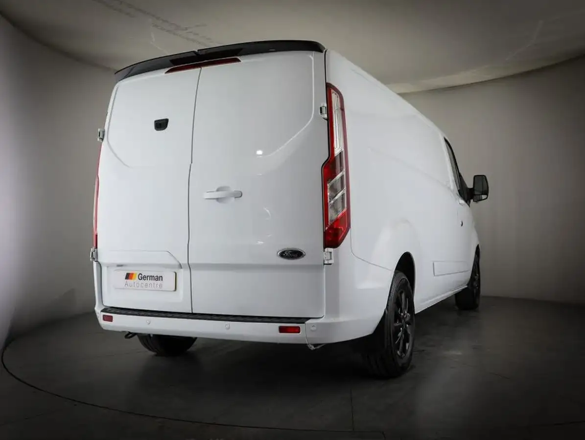2023-ford-transit-custom-big-6