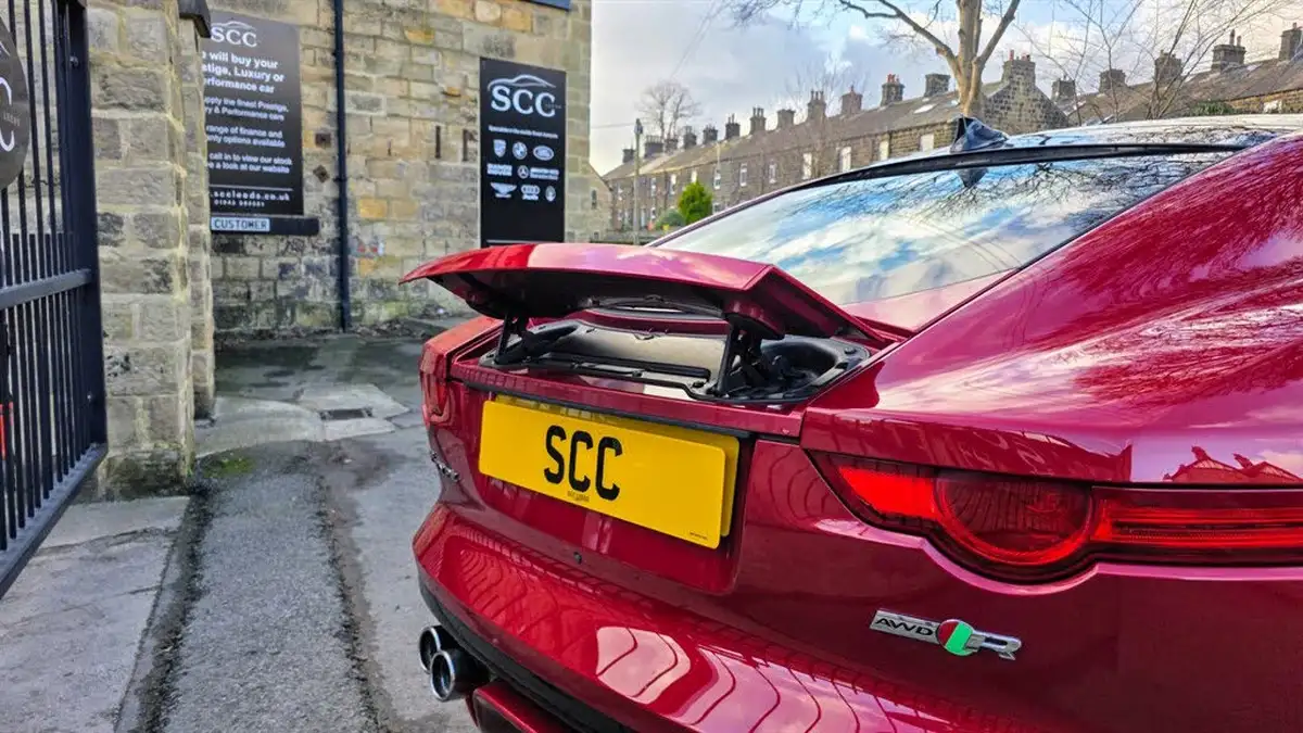 2016-jaguar-f-type-50-r-coupe-awd-big-41
