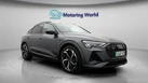 2022-audi-e-tron-50e-black-edition-sportback-small-1